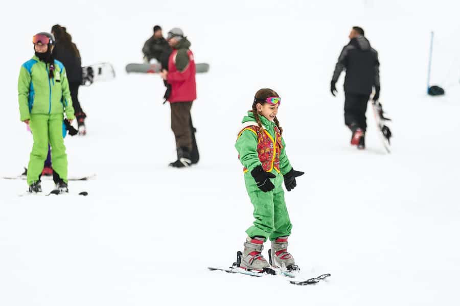 Farellones Park Tour: Snow Adventures - The one-hour climb into the mountains