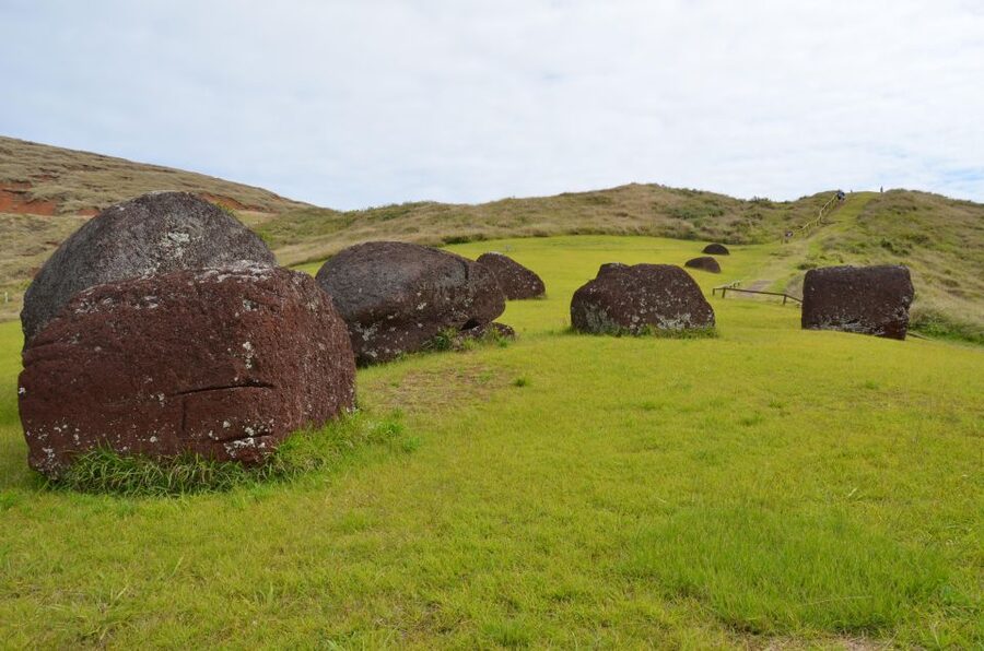 From Hanga Roa: Journey from Orongo to Ana Te Pahu - How the guide affects your experience