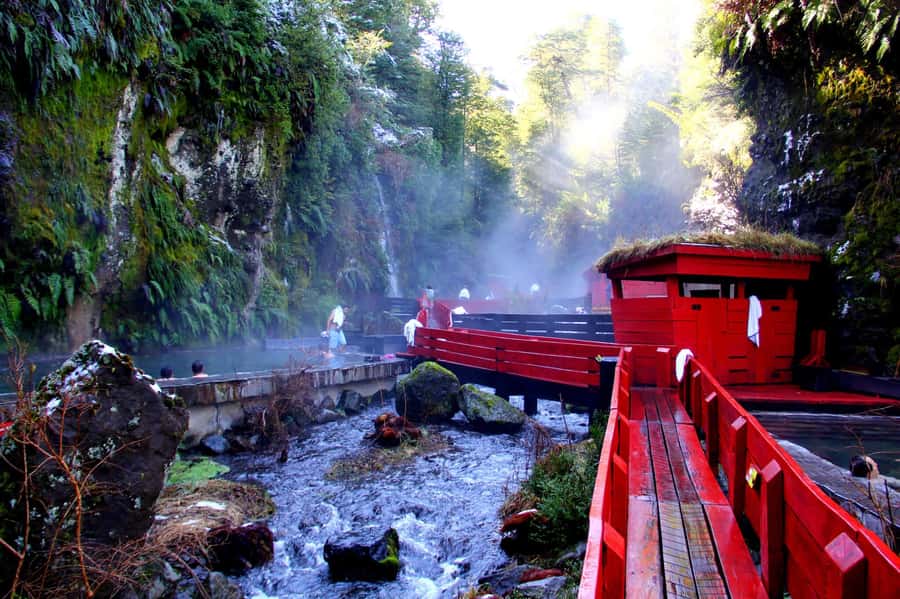 From Pucón: Geometric Hot Springs - Three hours at the Geometric Hot Springs