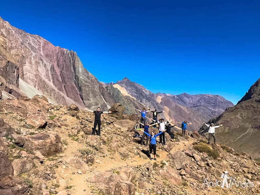 From Santiago: Cajón del Maipo and Volcán San José Hike 8K - Walking through the Cajón del Maipo