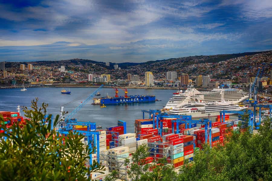 From Santiago: Highlights of Valparaiso and Viña del Mar - From Santiago to the Pacific coast