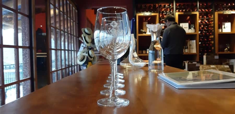 From Santiago: Isla Negra, Pablo Neruda Museum & Winery Tour - Isla Negra and the world of Pablo Neruda