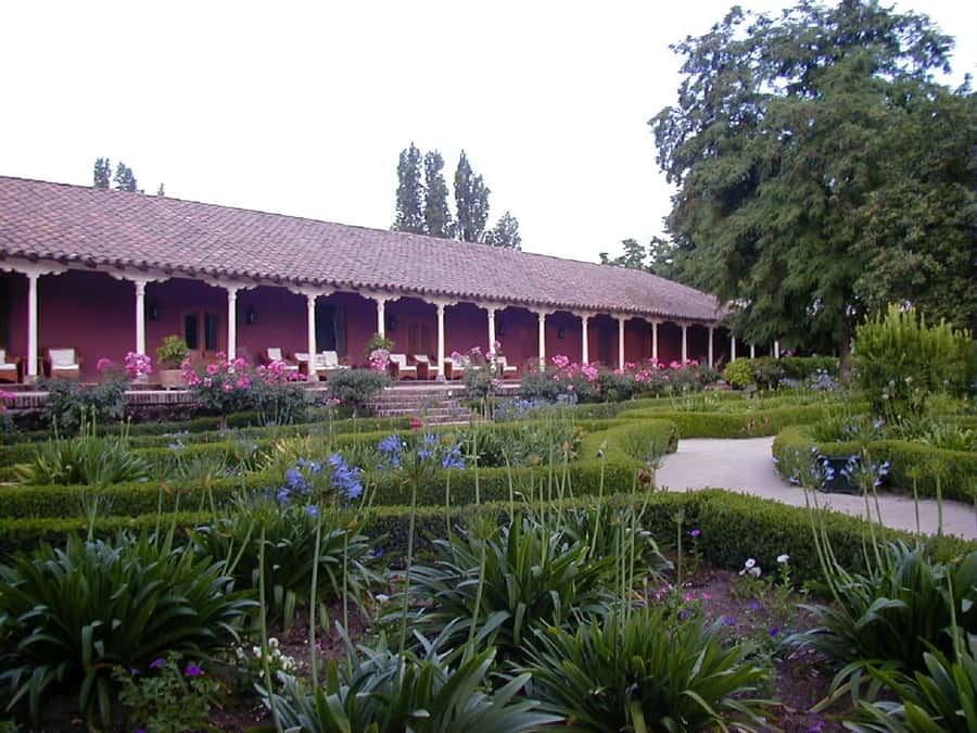From Santiago: Maipo Valley Wine Tour - Starting with hotel pickup in Santiago