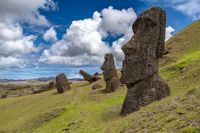 Full Day Hotu Matua Tour from Vaihu to Anakena - Ahu Tongariki: fifteen Moai facing the Pacific