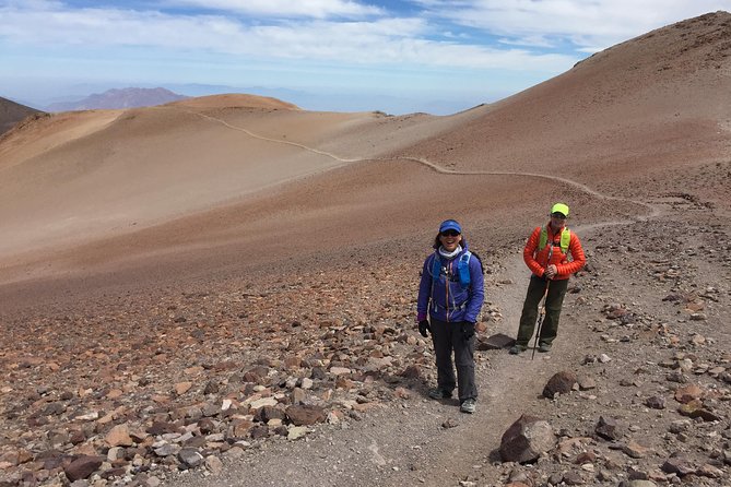 Full-Day Private Hike to the Top of El Pintor from Santiago, Chile - Why El Pintor makes a strong Santiago escape