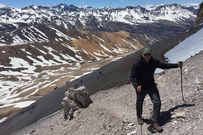 Full-Day Private Hike to the Top of El Pintor from Santiago, Chile - What the $220 price includes