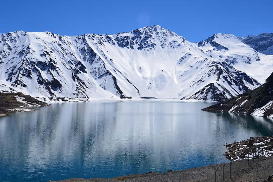 Full day reservoir of the plaster, Cajon del Maipo - San José de Maipo and the Cajón del Maipo valley