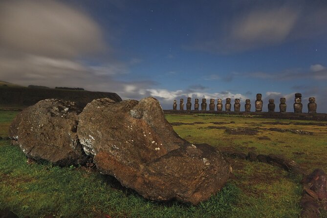 Full day tour - DREAM - Ahu Tongariki: fifteen moai facing inland