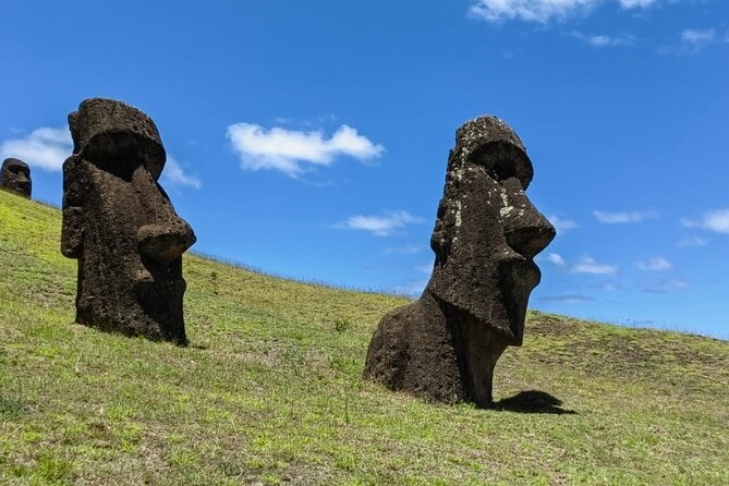 Full Day Tour to the Emblematic Sites in Rapa Nui - Rano Raraku: two hours at the moai quarry