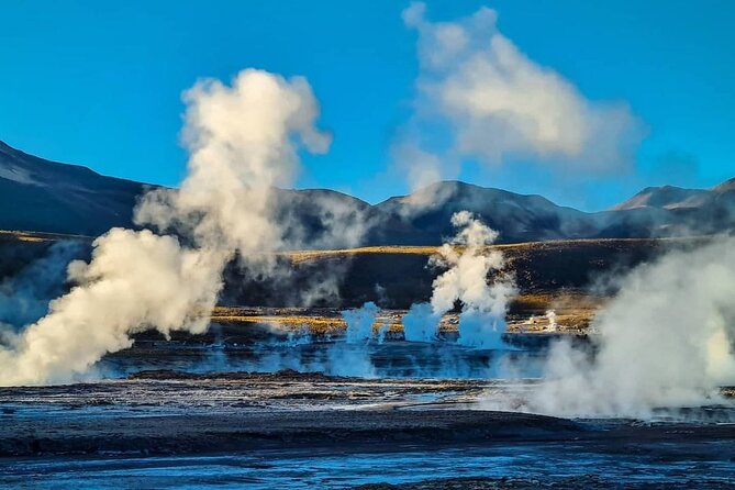 Geyser Del Tatio - Walking through the 4,200-meter geothermal field