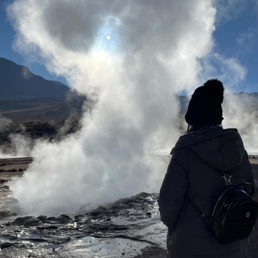 Geysers del Tatio: Sunrise and breakfast in Atacama - Bofedales, Machuca, and the wider view