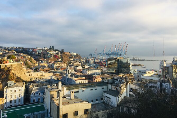 Guided Panoramic Tour in Valparaíso - Paseo Yugoslavo and the wide city view