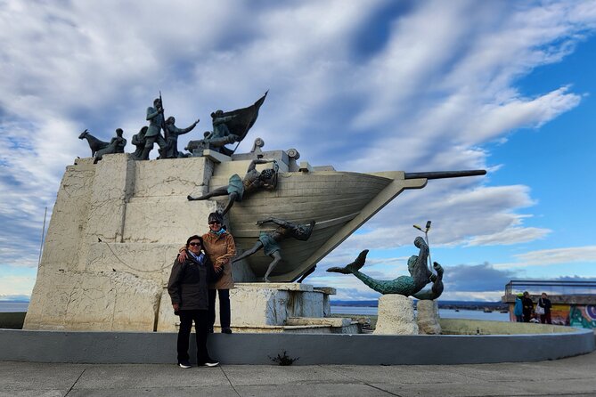 Guided Tour of Punta Arenas and Fort Bulnes - A quiet walk through Punta Arenas Cemetery