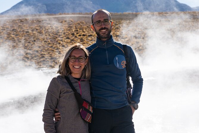 Guided tour to the Tatio Geyser breakfast at Geyser Blanco - Who will enjoy this Atacama morning?