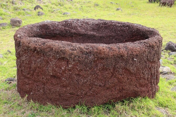 Half Day Private Tour: Rano Kau and Orongo the City of Kings - Private transport, guides, and the real pace