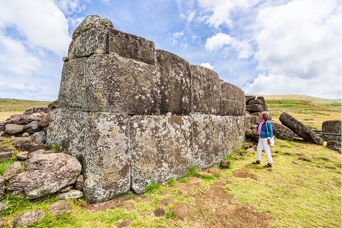 Half Day Private Tour: Rano Kau and Orongo the City of Kings - Who should book this experience?