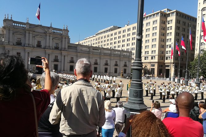 Half Day Santiago City Tour - The bilingual format deserves attention