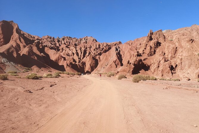 Half-day tour to Rainbow Valley - Who should book this Atacama excursion?