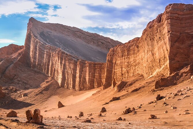 Half-Day Tour to the Valley of the Moon - A 2:30 pm start sets up the evening light