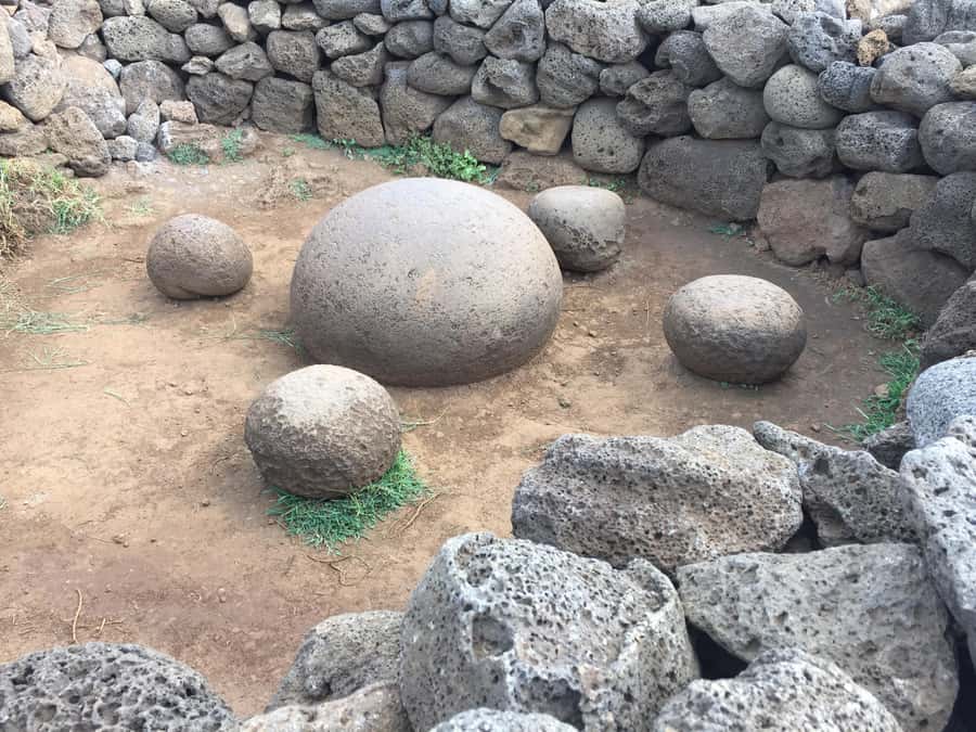 Hanga Roa: Full Day Moai and Mistery - What this seven-hour Rapa Nui tour is really trying to do