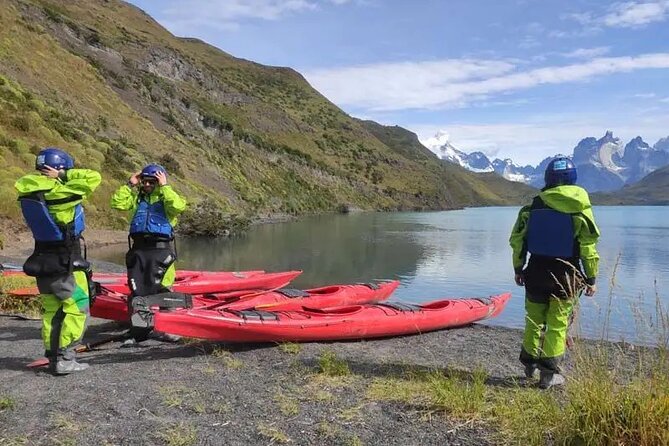 Kayak Experience on Grey Glacier & Lake | Torres del Paine - What the guides actually add