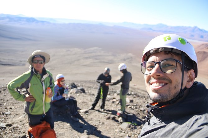 Lascar Volcano 5,592 m.a.s.l. - Breakfast helps, but the park fee does not disappear