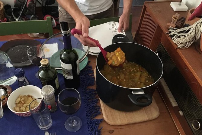 Learn to Cook Like a Local: Private Cooking Class in a Viña del Mar Home - Who will enjoy this experience most?