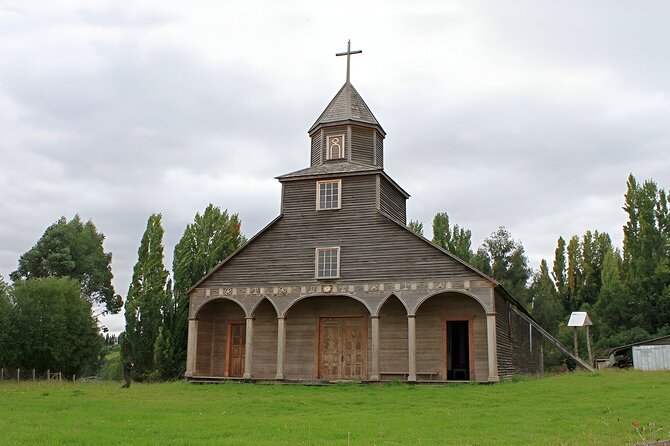 Lemuy Island in Chiloe Full Day Private Tour - Puerto Huicha and the barge to Lemuy Island