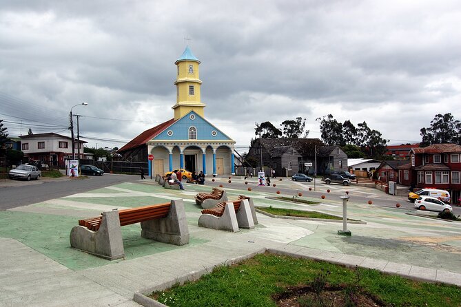 Lemuy Island in Chiloe Full Day Private Tour - Detif, the narrow ridge, and sea on both sides