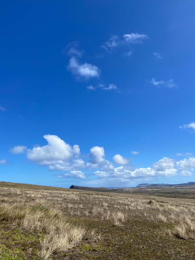 Mystery of the Poike:Walk through the most unknown Rapa Nui - Ana O Keke: cave, rock, and a short pause