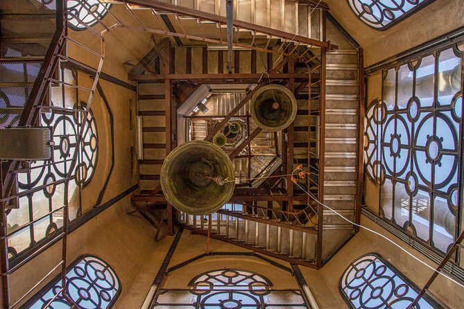 Official Tour of the Metropolitan Cathedral of Santiago - Why this cathedral visit is different