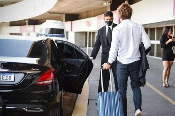 Oneway Private Transfer from Punta Arenas Airport to Punta Arenas - Communication with the driver