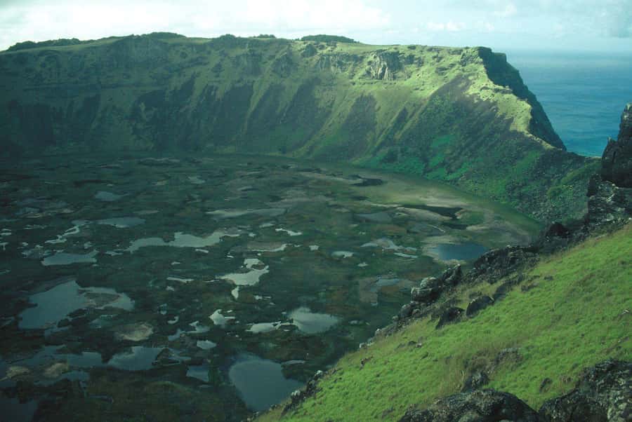 Orongo: The mythical city of kings - What a private group changes