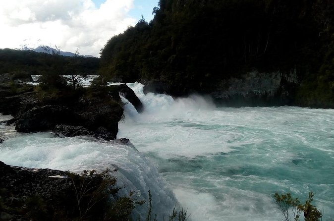 Petrohué Falls Osorno Volcano Pto Varas Sightseeing Driver Only - What the driver-only format means