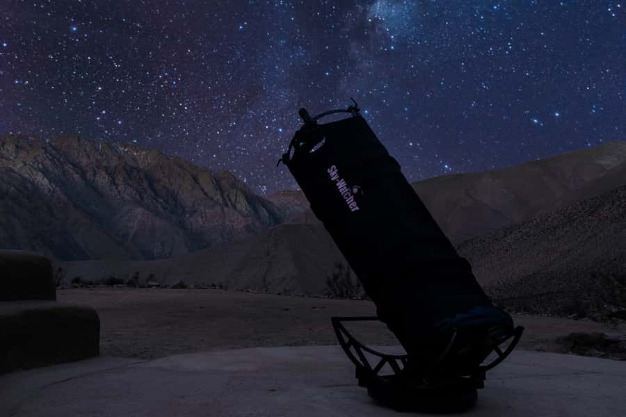 Pisco Elqui: Mountaintop Stargazing and Night Portrait - Meeting at Turismo Migrantes and riding uphill