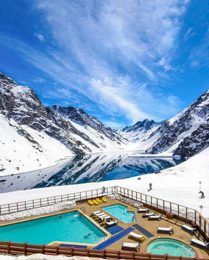 Portillo + Laguna del Inca with picnic - A simple picnic after the Cordillera