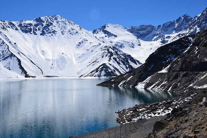 Private Embalse del Yeso Picnic in Andes Mountains from Santiago - What the guide can add to the day