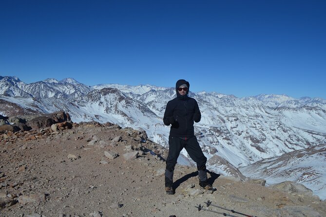 Private full day hike to Pintor hill from Santiago - reaches 4.180m in one day! - Key points about the Pintor Hill hike