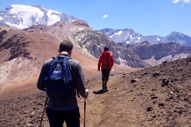 Private full day hike to Pintor hill from Santiago - reaches 4.180m in one day! - Farellones, the mountain-town introduction