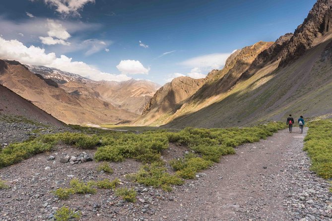 Private Full-Day Tour to Cajón del Maipo from Santiago - Is $250 per person good value?