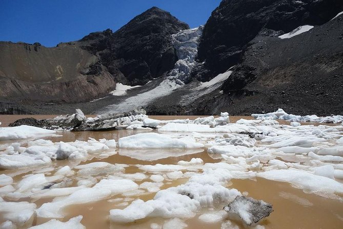 Private Hiking Trip to El Morado Hanging Glacier from Santiago, Carbon Neutral - Why a group of six changes the experience