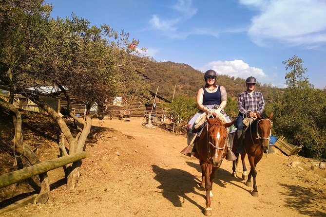 Private Horseback Adventure in the Andes, with Picnic & Wine - Picnic, wine, and what is actually served