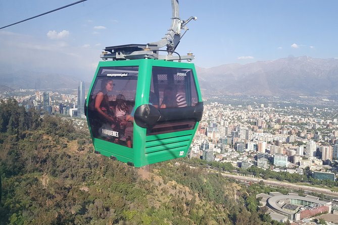 Private Layover: Full-Day Santiago City Tour with Airport Transfer - How the private vehicle changes the day