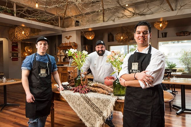 Private Premium Gastronomic Experience in Santiago - Key points at a glance