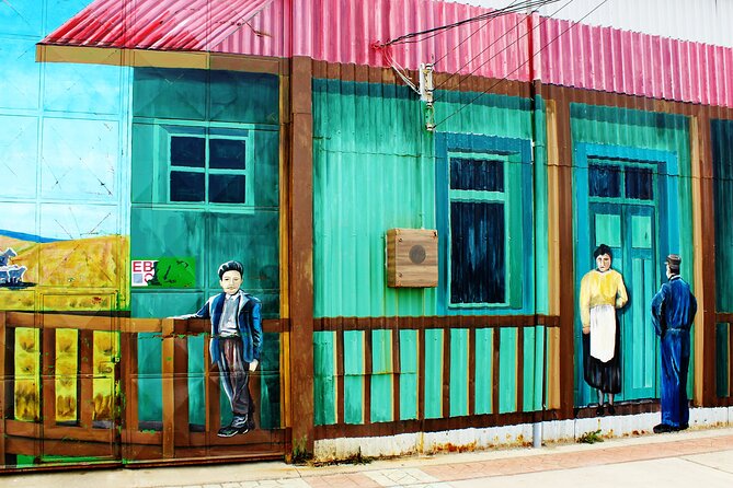 Private Punta Arenas Pioneers and Palacios City Tour - What the private format adds