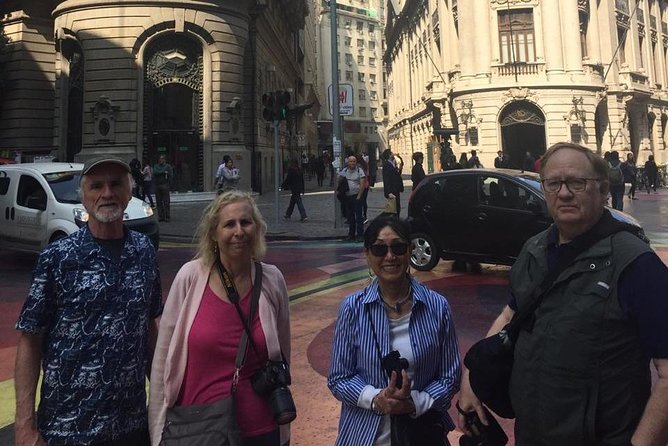 Private San Antonio Port Pre-Post Cruise Santiago City Tour and Undurraga Winery - La Moneda and Chile’s civic story