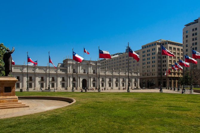 Private Santiago City Half Day Tour - From wealthy neighborhoods to the civic center