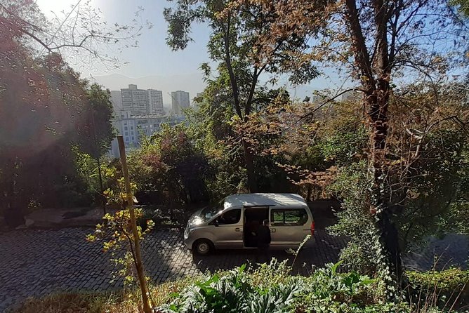 Private Santiago City Tour with Cable Car - La Moneda and the public face of Chile