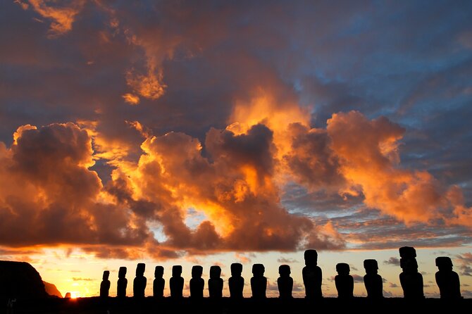 Private Sunrise Tour at 15 Moai Tongariki Park - What to bring for the dark, cold start