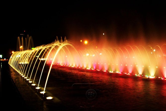 Private Tour: Santiago at Night with Dinner and Show - What this Santiago evening is really designed to do